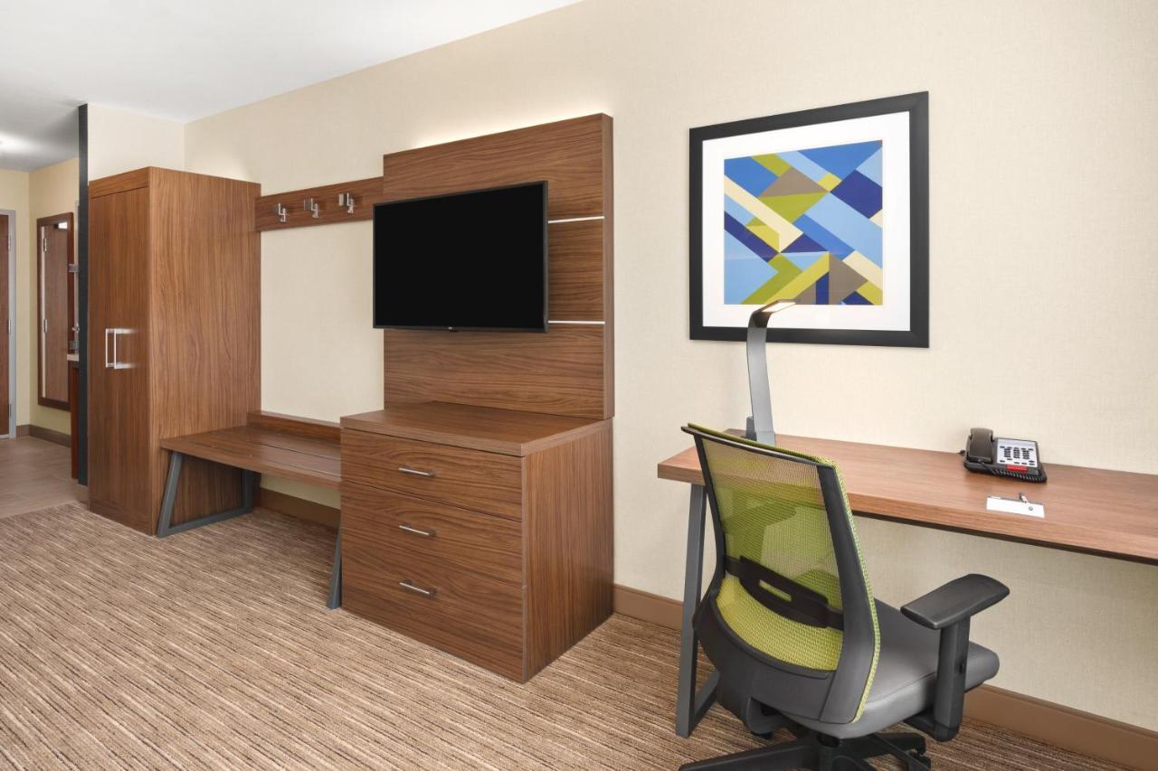Holiday Inn Express & Suites - Suisun City By Ihg Eksteriør billede