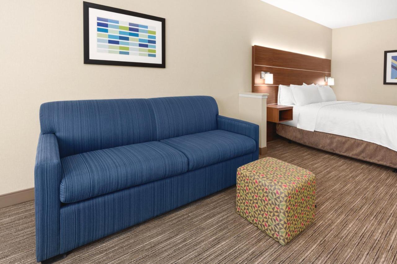 Holiday Inn Express & Suites - Suisun City By Ihg Eksteriør billede
